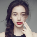 李恩美的大乳房